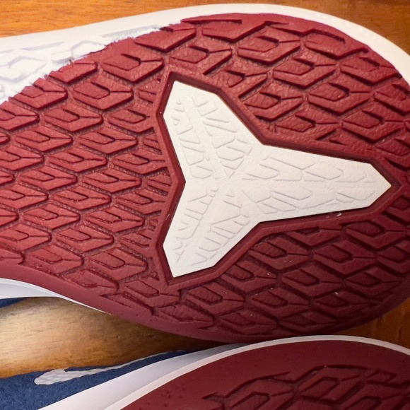 Nike KOBE Mamba Focus, size men's 11, color coastal blue/team red/white, NIB!! - Picture 2 of 16